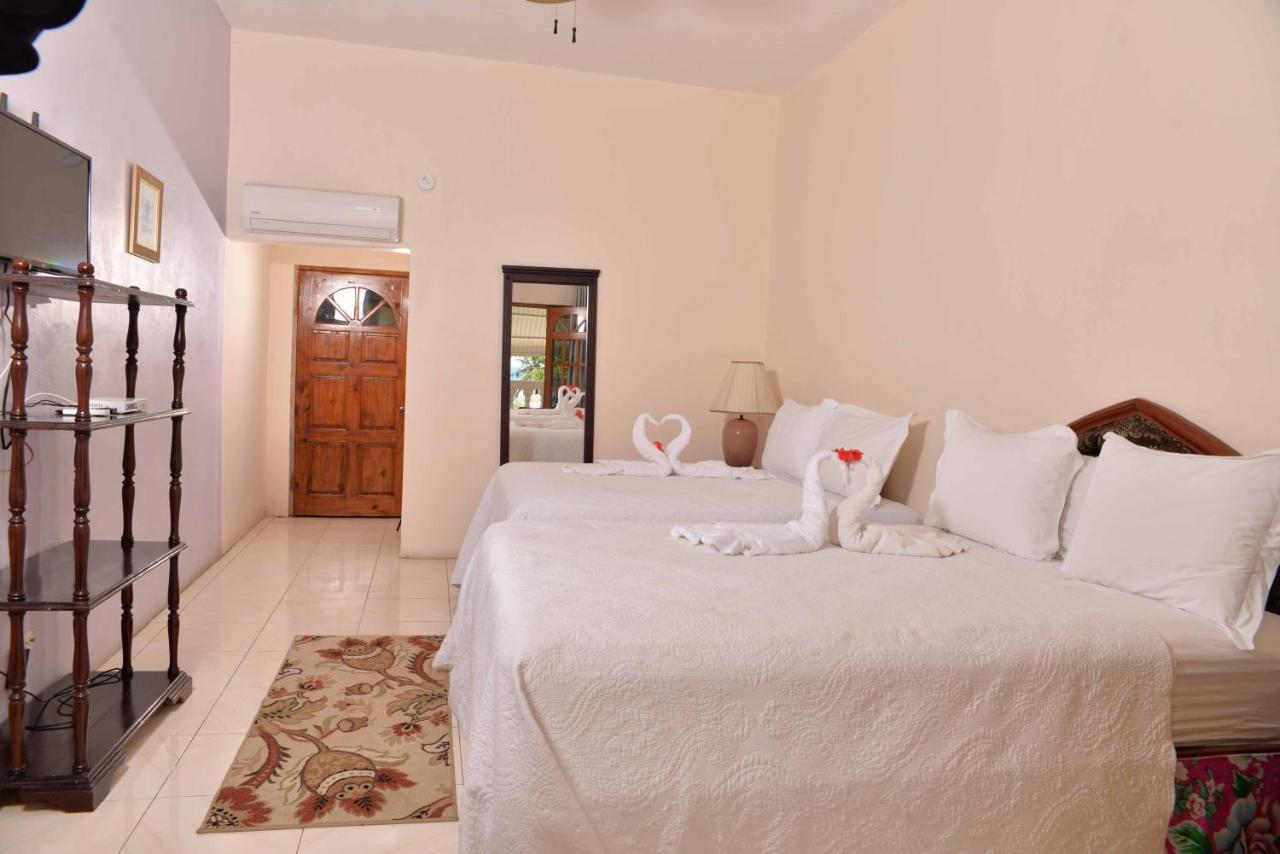 Chateau Margarita Ja Montego Bay Eksteriør billede